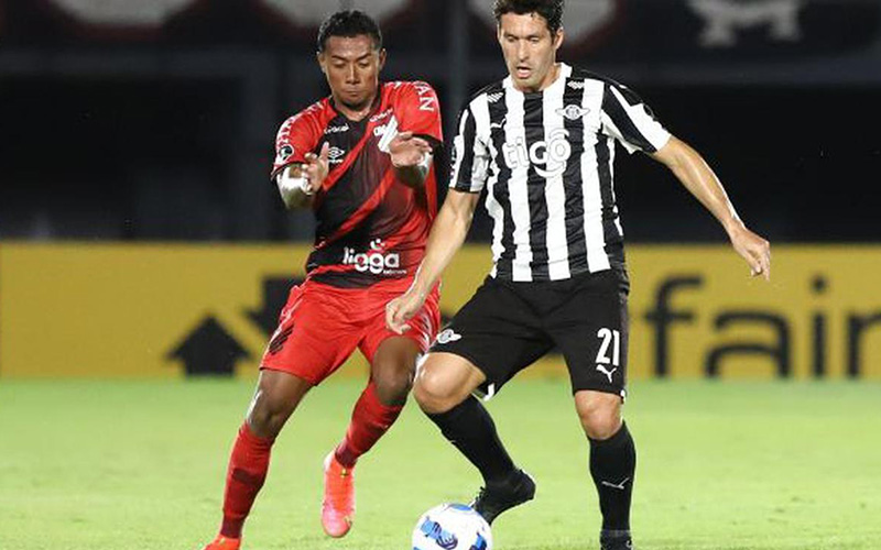 Soi keo Paranaense vs Libertad 