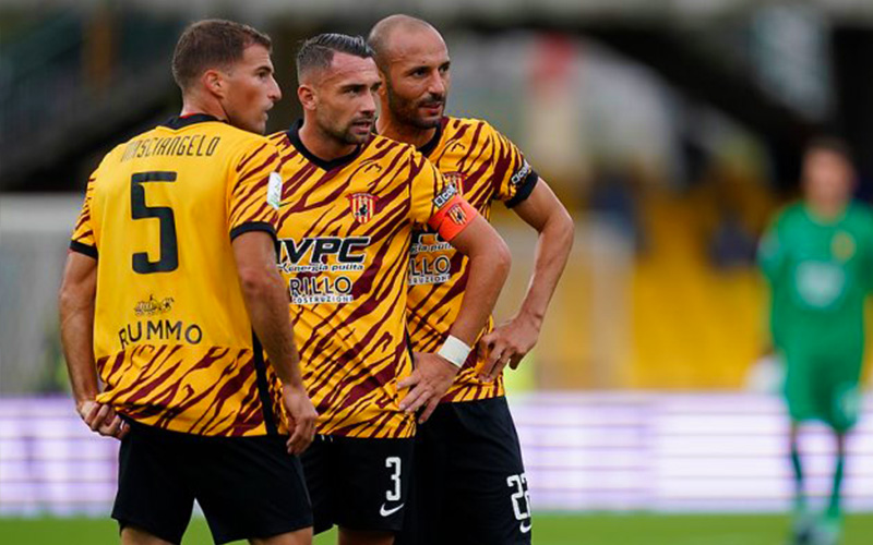 Soi keo Benevento vs Palermo