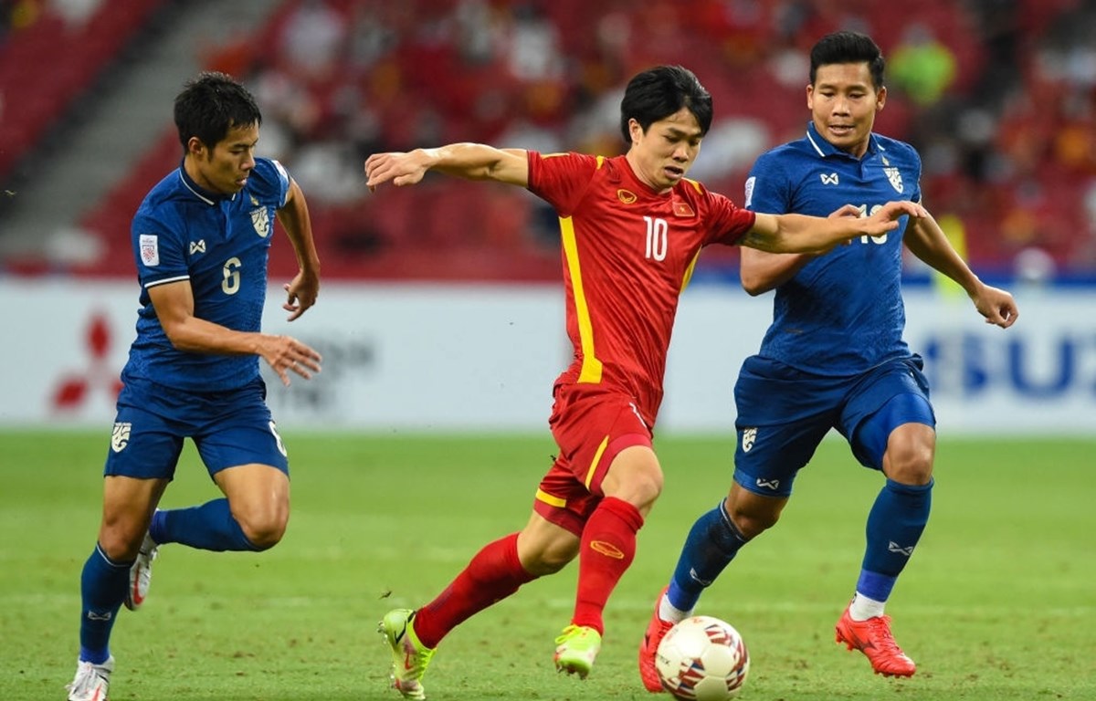 aff-cup-viet-nam-nam-loi-the-thai-lan-bat-loi-trien-mien