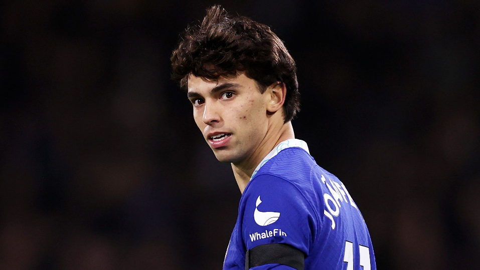 bi-mu-nhom-ngo-chelsea-that-day-an-toan-voi-joao-felix