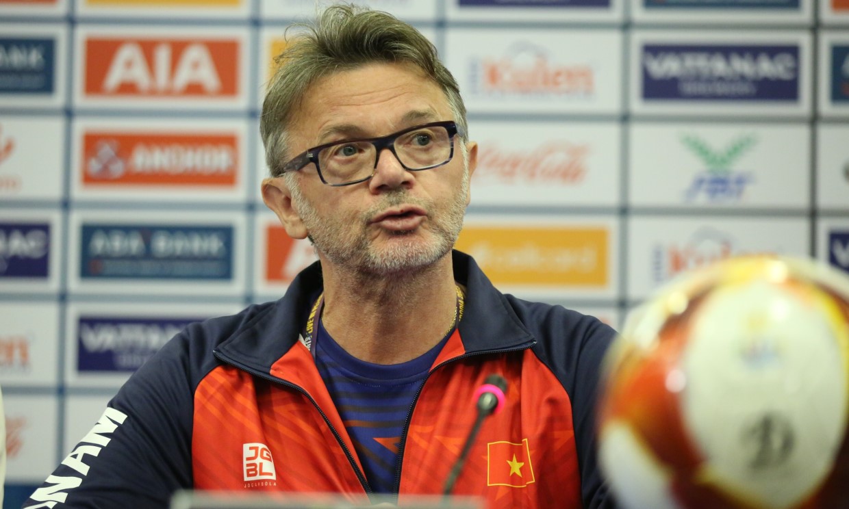 hlv-troussier-toi-tung-gay-tieng-vang-tai-world-cup-cai-ao-lang-sea-games-nay-chang-co-gi-lam-kho-toi