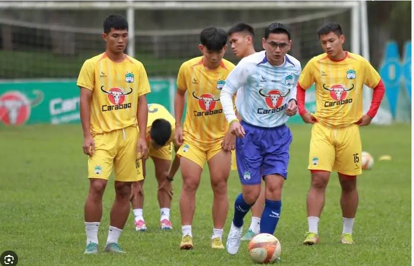 Với 1 lực lượng nghèo nàn, HAGL có thể vẫn sẽ lọt nhóm trụ hạng V-League mùa này