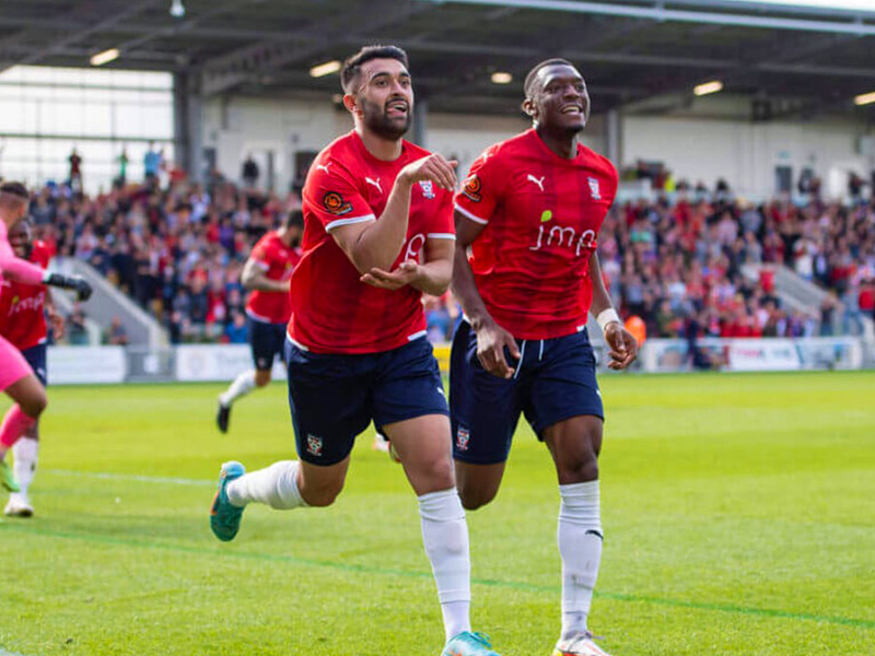 Soi kèo York City vs Chester lúc 2h45 ngày 15/11/2023