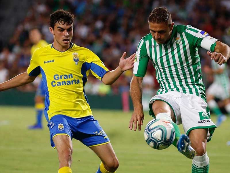 Soi kèo Betis vs Las Palmas lúc 3h00 ngày 27/11/2023