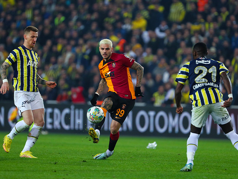 Soi kèo Fenerbahce vs Galatasaray lúc 23h00 ngày 24/12/2023