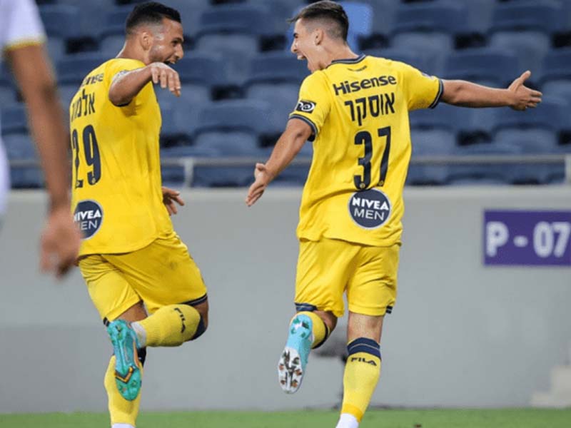 Soi kèo Maccabi Bnei Raina vs Maccabi Netanya lúc 0h00 ngày 3/1/2024