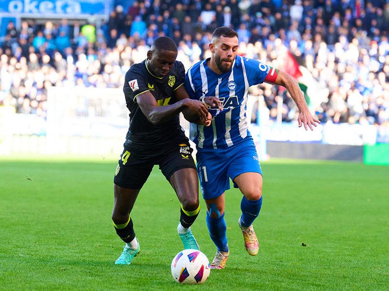 Soi kèo Almeria vs Alaves lúc 3h00 ngày 27/1/2024