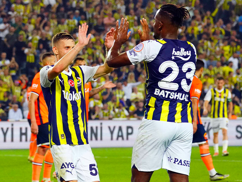 Soi kèo Basaksehir vs Fenerbahce lúc 0h00 ngày 25/1/2024