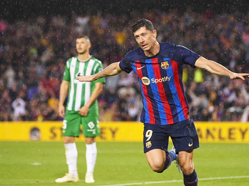 Soi kèo Betis vs Barcelona lúc 0h30 ngày 22/1/2024