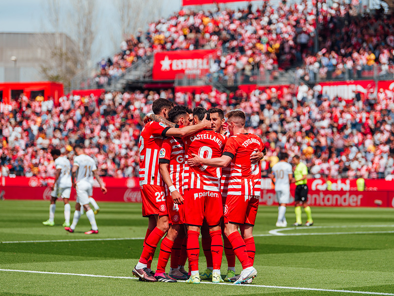 Soi kèo Elche vs Girona lúc 0h00 ngày 7/1/2024