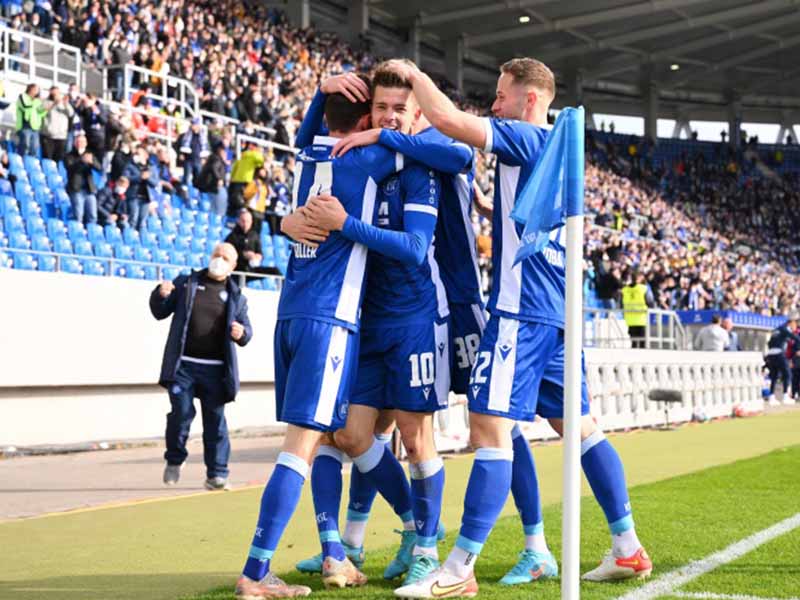 Soi kèo Karlsruher vs Wiesbaden lúc 0h30 ngày 3/2/2024