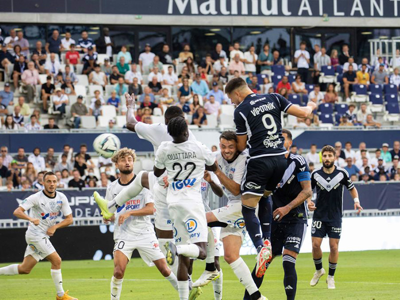 Soi kèo Amiens vs Bordeaux lúc 2h45 ngày 20/2/2024