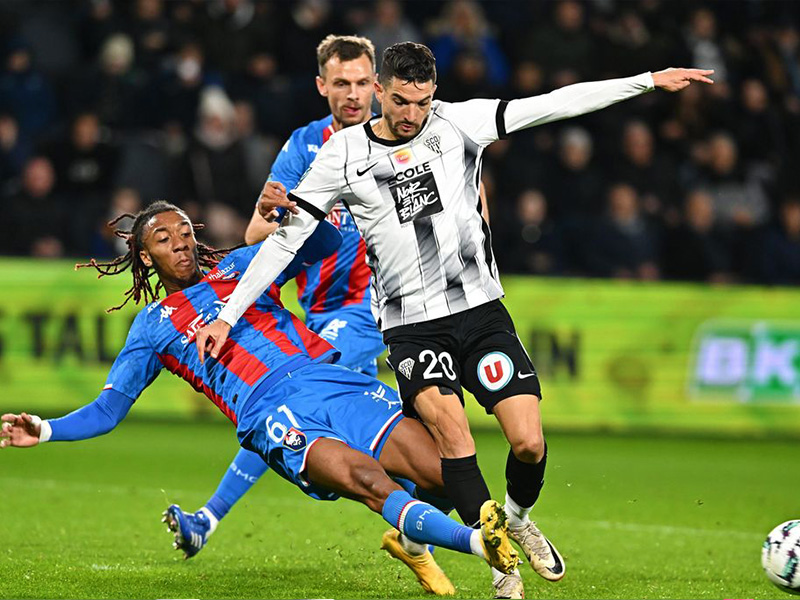 Soi kèo Caen vs Angers lúc 2h45 ngày 27/2/2024