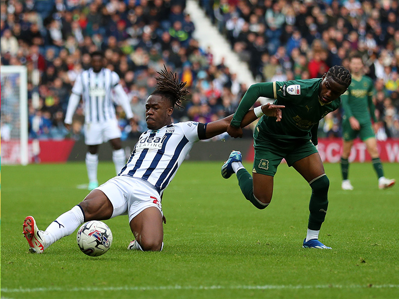 Soi kèo Plymouth vs West Brom lúc 2h45 ngày 21/2/2024