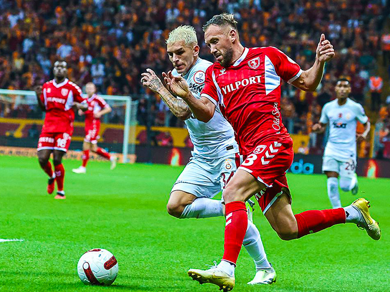 Soi kèo Samsunspor vs Galatasaray lúc 0h00 ngày 3/2/2024