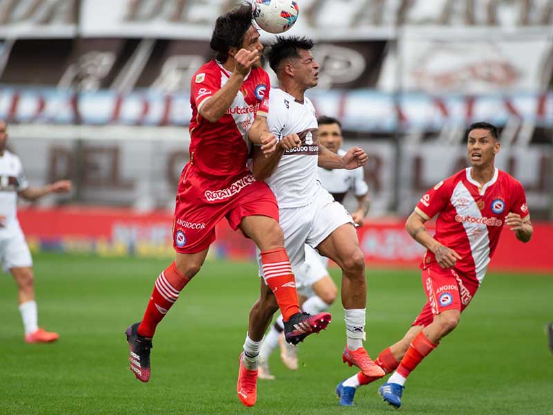 Soi kèo Argentinos Juniors vs Platense lúc 5h30 ngày 27/2/2024