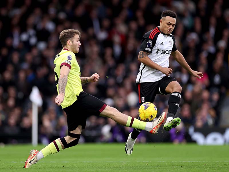 Soi kèo Burnley vs Fulham lúc 22h00 ngày 322024