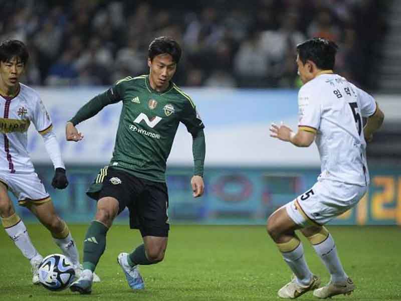 Soi kèo Jeonbuk vs Daejeon lúc 14h30 ngày 1/3/2024