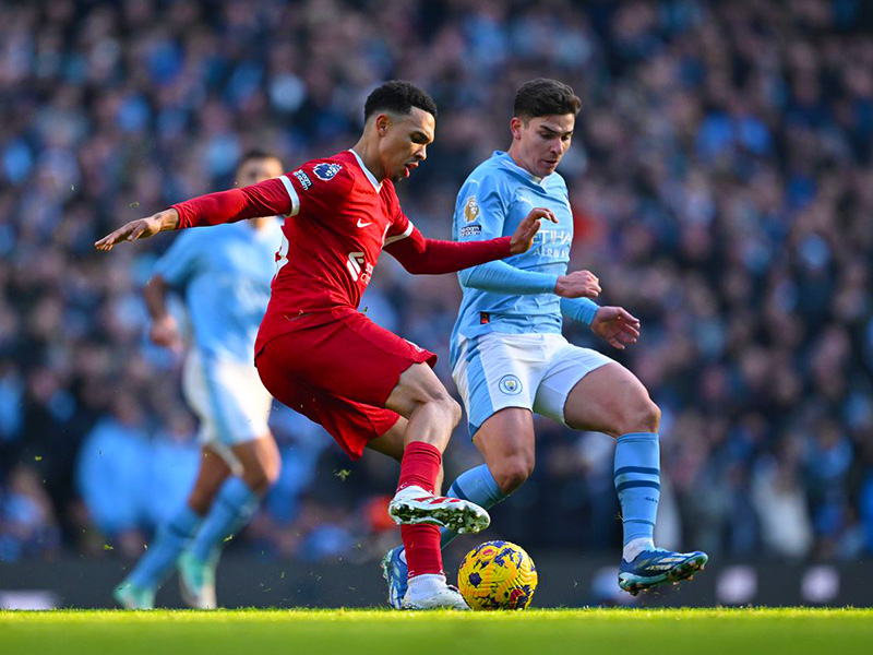 Soi kèo Liverpool vs Man City lúc 22h45 ngày 10/3/2024