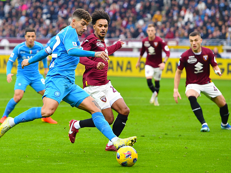 Soi kèo Napoli vs Torino lúc 2h45 ngày 9/3/2024