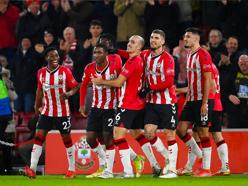 Soi kèo Southampton vs Preston lúc 2h45 ngày 7/3/2024