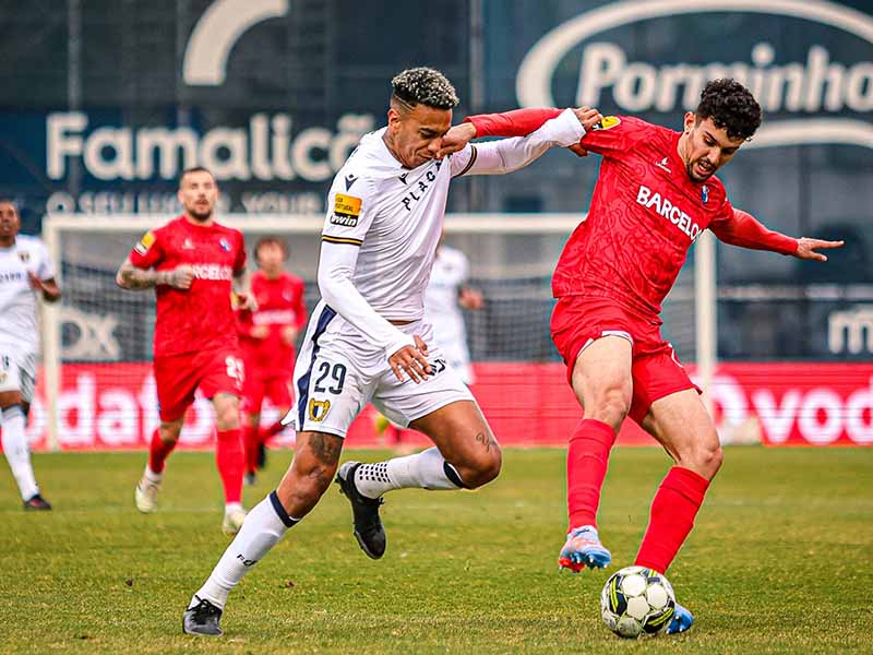 Soi kèo Gil Vicente vs Famalicao lúc 22h30 ngày 29/3/2024