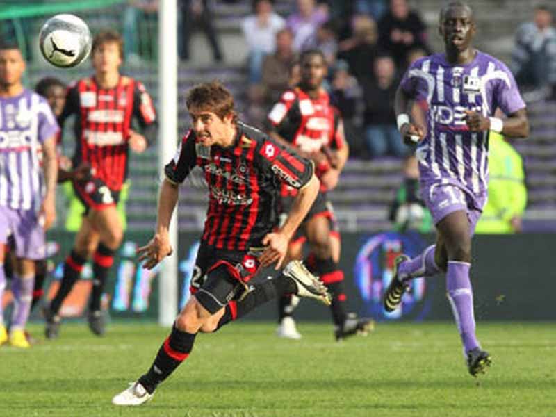 Soi kèo Toulouse vs Nice lúc 19h00 ngày 3/3/2024