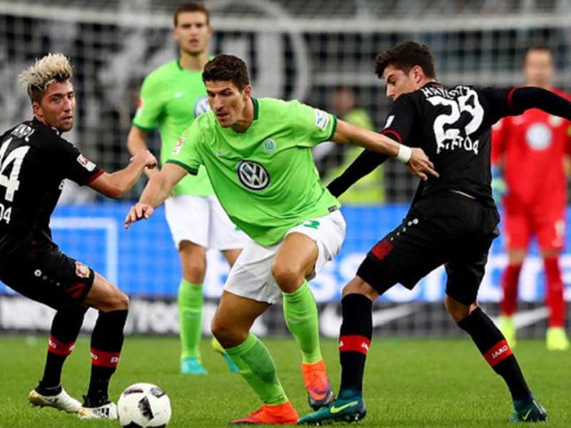 Soi kèo Wolfsburg vs Augsburg lúc 21h30 ngày 16/3/2024