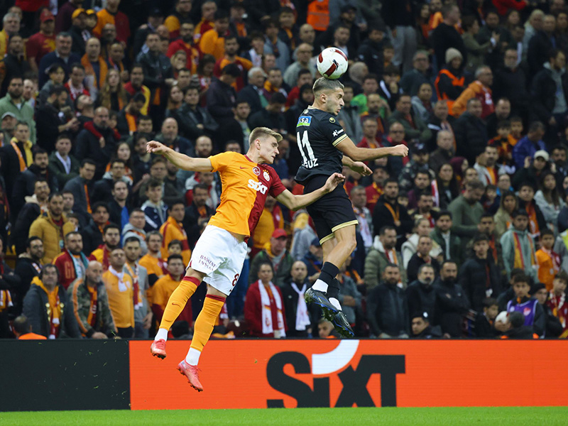 Soi kèo Alanyaspor vs Galatasaray lúc 0h00 ngày 16/4/2024