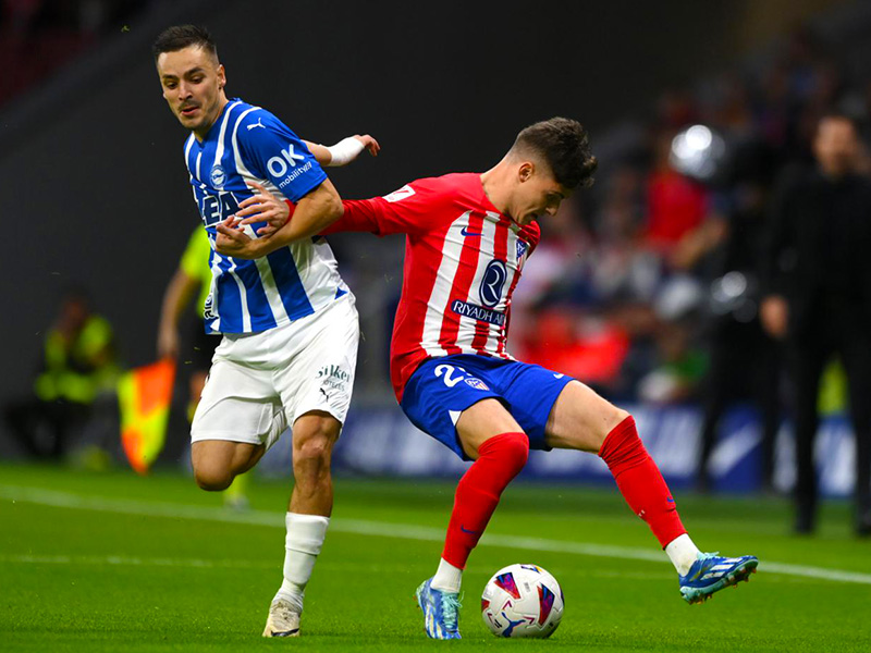 Soi kèo Alaves vs Atletico Madrid lúc 23h30 ngày 21/4/2024