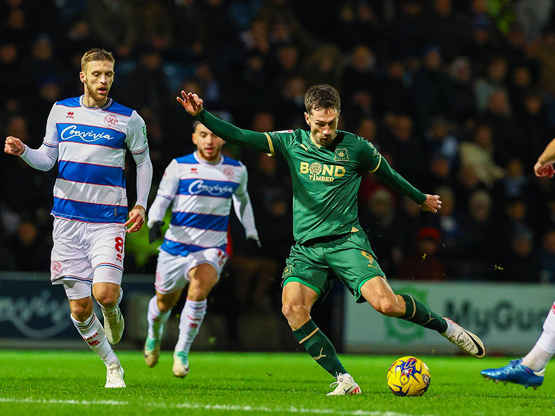 Soi kèo Plymouth vs QPR lúc 1h45 ngày 10/4/2024