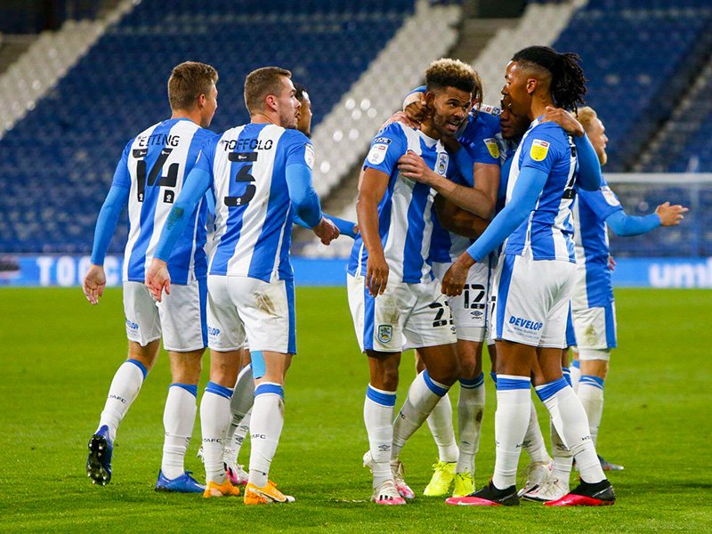 Soi kèo Preston vs Huddersfield lúc 1h45 ngày 10/4/2024