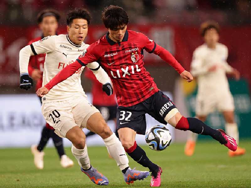 Soi kèo Consadole Sapporo vs Kashima Antlers lúc 12h00 ngày 25/5/2024