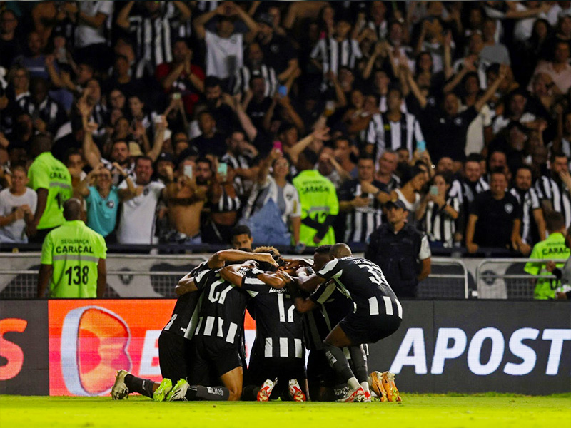 Soi kèo Criciuma vs Botafogo lúc 2h00 ngày 23/6/2024