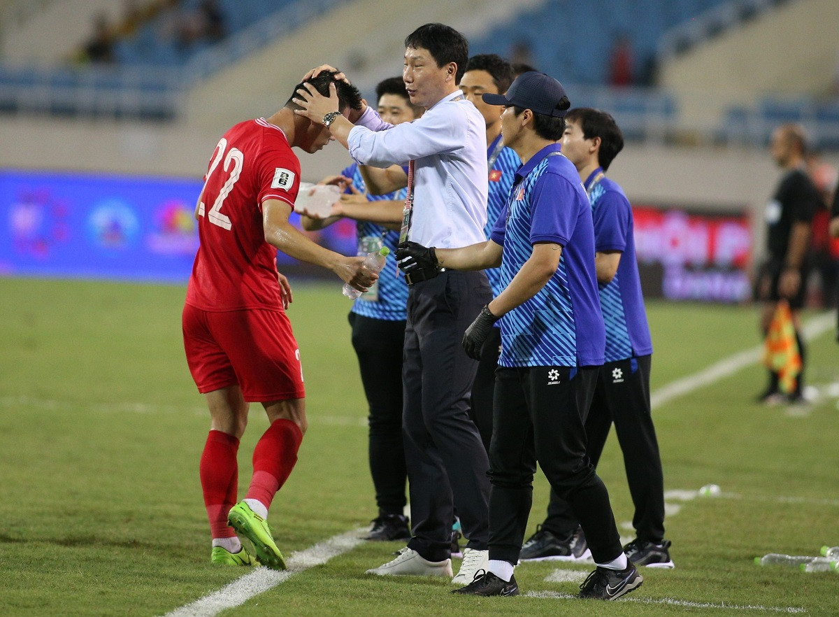 ĐT Việt Nam chờ làm lại ở AFF Cup 2024 và vòng loại Asian Cup