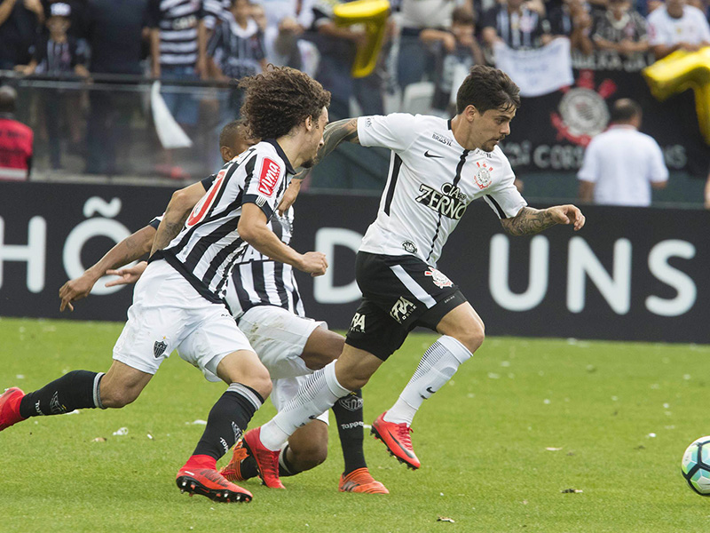 Soi kèo Atletico Mineiro vs Corinthians lúc 5h00 ngày 29/7/2024