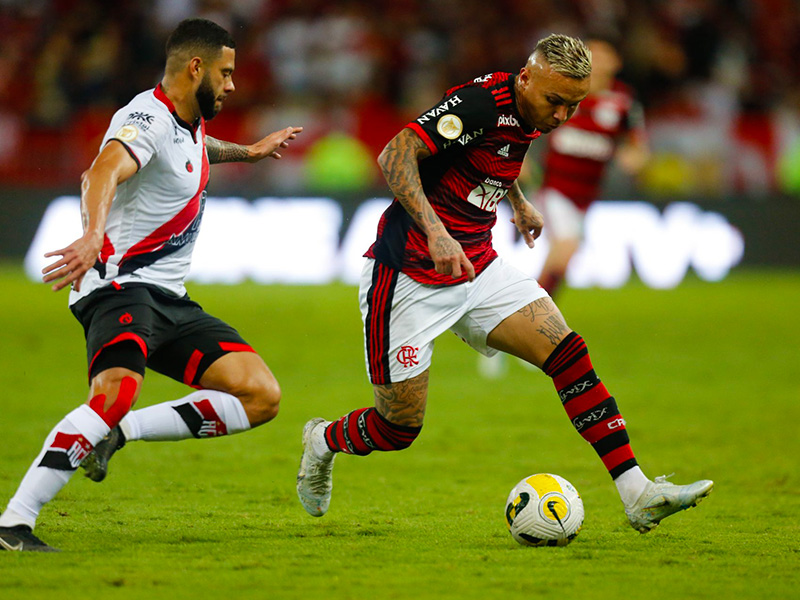 Soi kèo Flamengo vs Goianiense lúc 2h00 ngày 29/7/2024