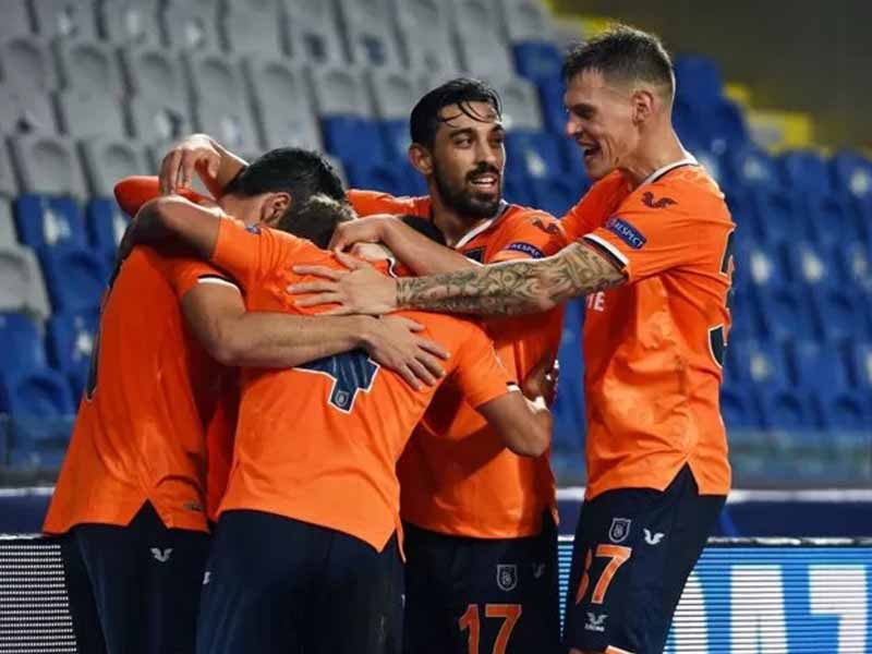 Soi kèo La Fiorita vs Basaksehir lúc 1h45 ngày 2/8/2024