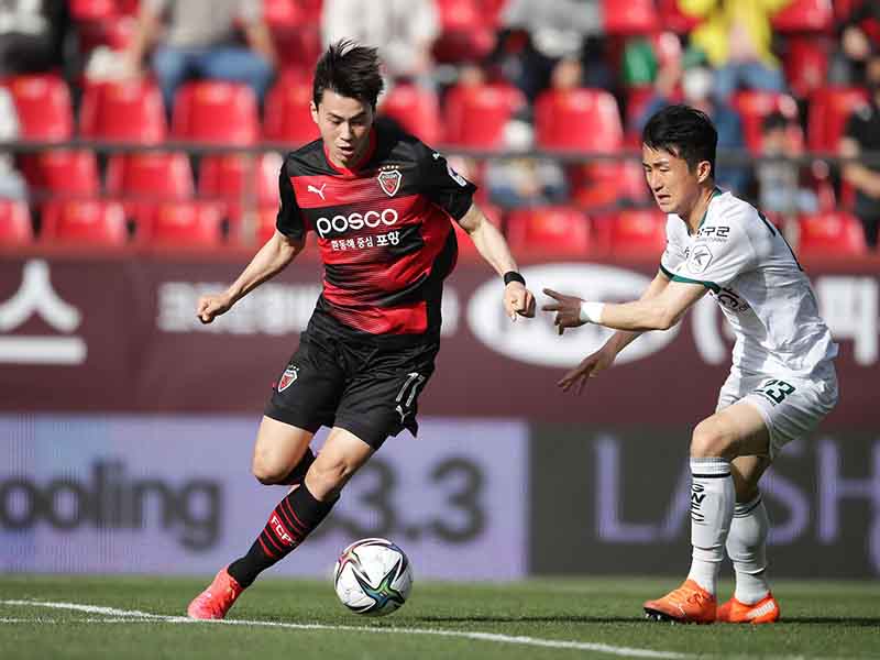 Soi kèo Pohang Steelers vs Gangwon lúc 17h30 ngày 10/7/2024