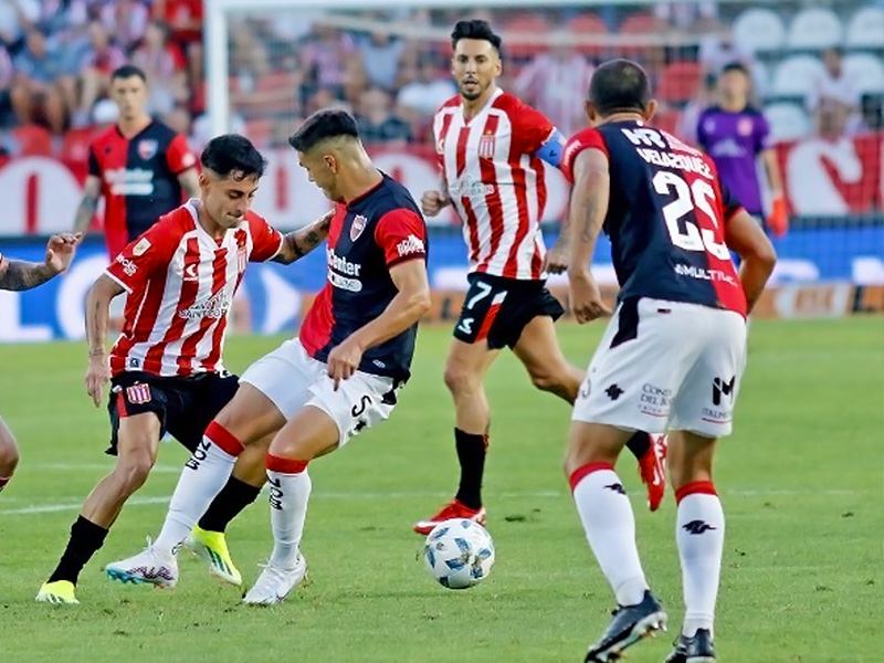 Soi kèo Newell's Old Boys vs Estudiantes lúc 6h00 ngày 3/8/2024