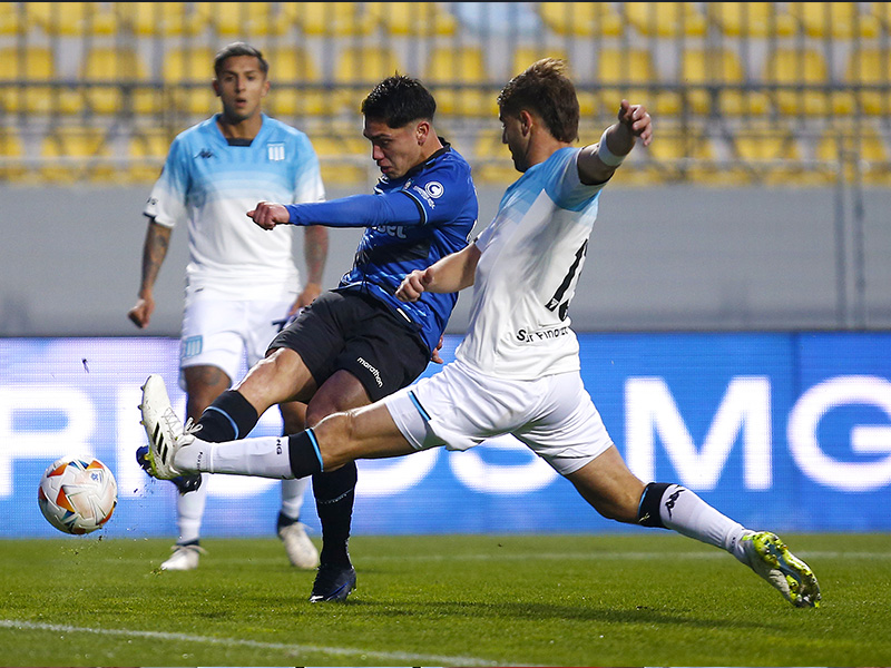 Soi kèo Racing Club vs Huachipato lúc 5h00 ngày 21/8/2024