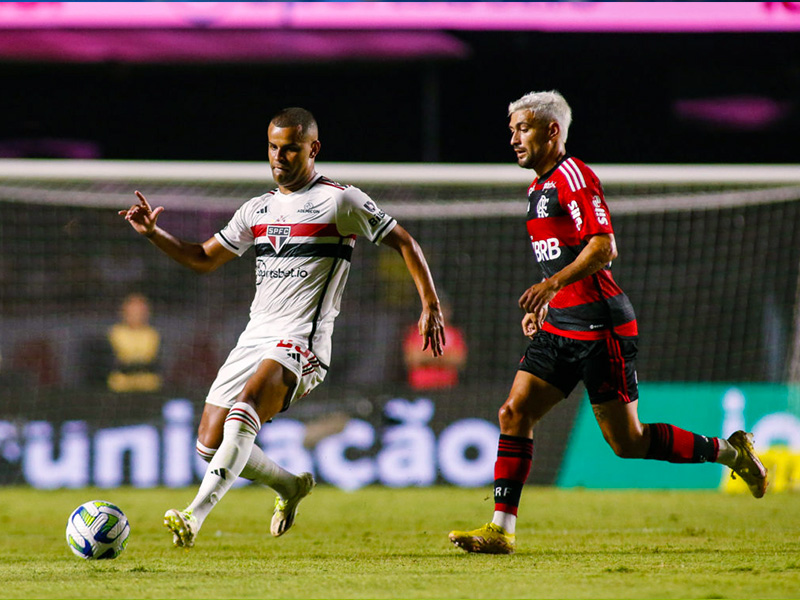 Soi kèo Sao Paulo vs Flamengo lúc 7h30 ngày 4/8/2024