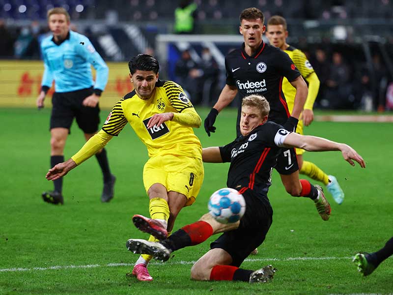 Soi kèo Dortmund vs Frankfurt lúc 23h30 ngày 24/8/2024