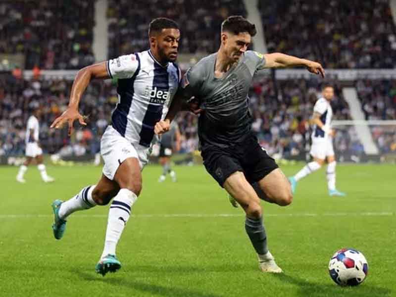 Soi kèo QPR vs West Brom lúc 18h30 ngày 10/8/2024