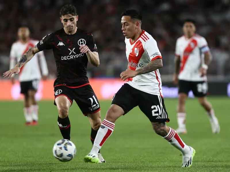 Soi kèo River Plate vs Huracan lúc 6h30 ngày 11/8/2024