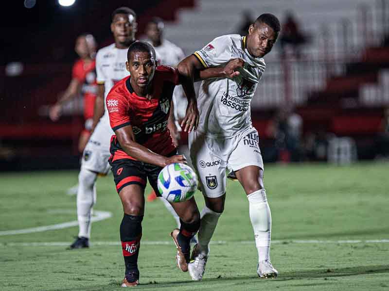 Soi kèo Sao Paulo vs Goianiense lúc 2h00 ngày 12/8/2024